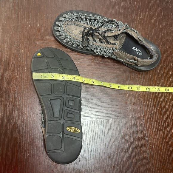 Keen Uneek Braided Mens Hiking Outdoor Slip on Sandals Size 9.5 - Picture 9 of 9